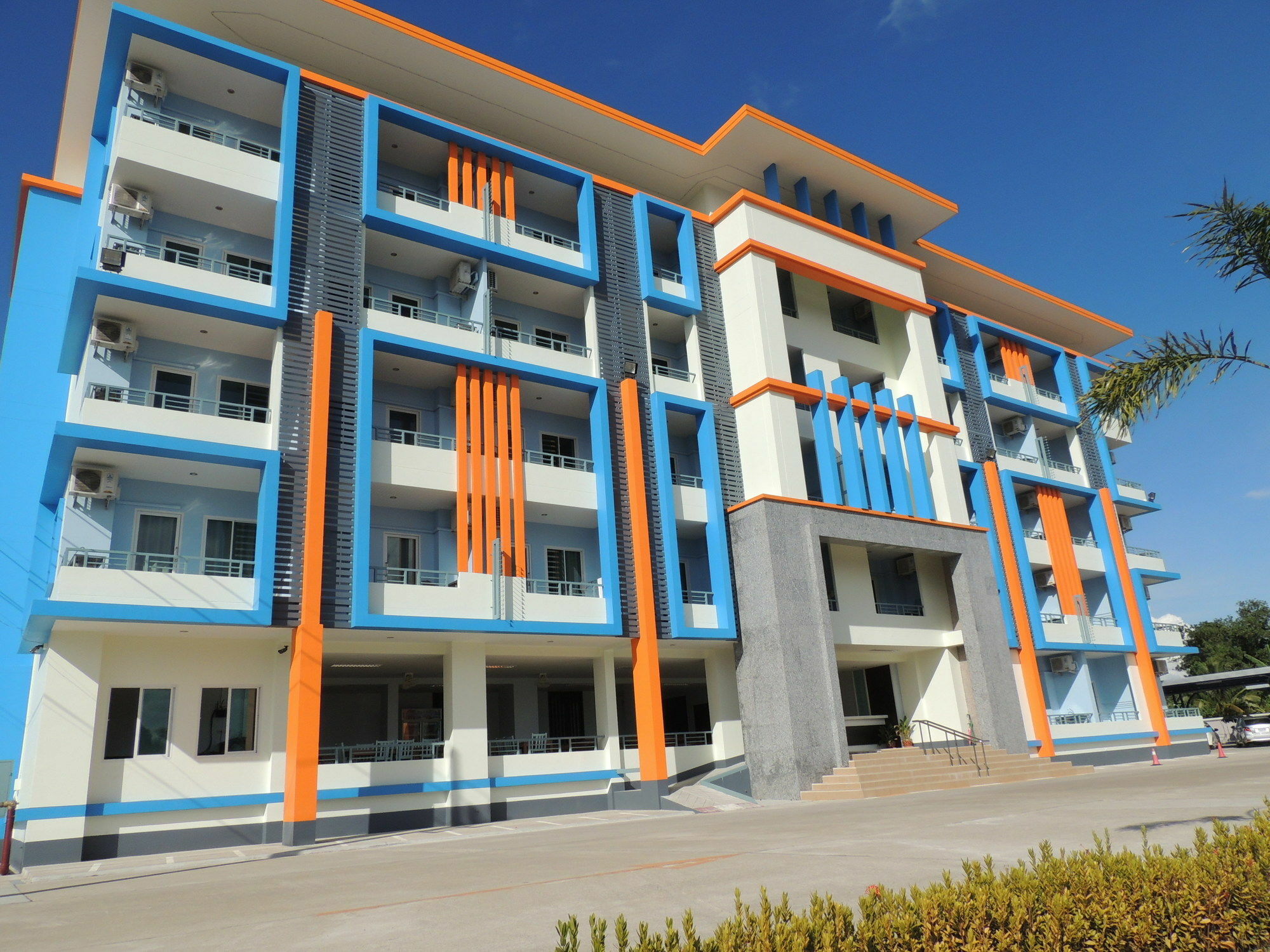 Trang Grand Hotel Extérieur photo